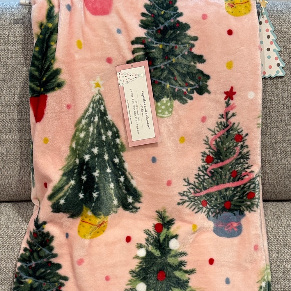 New Cupcakes & Cashmere Oversized Pink Christmas tree throw blanket